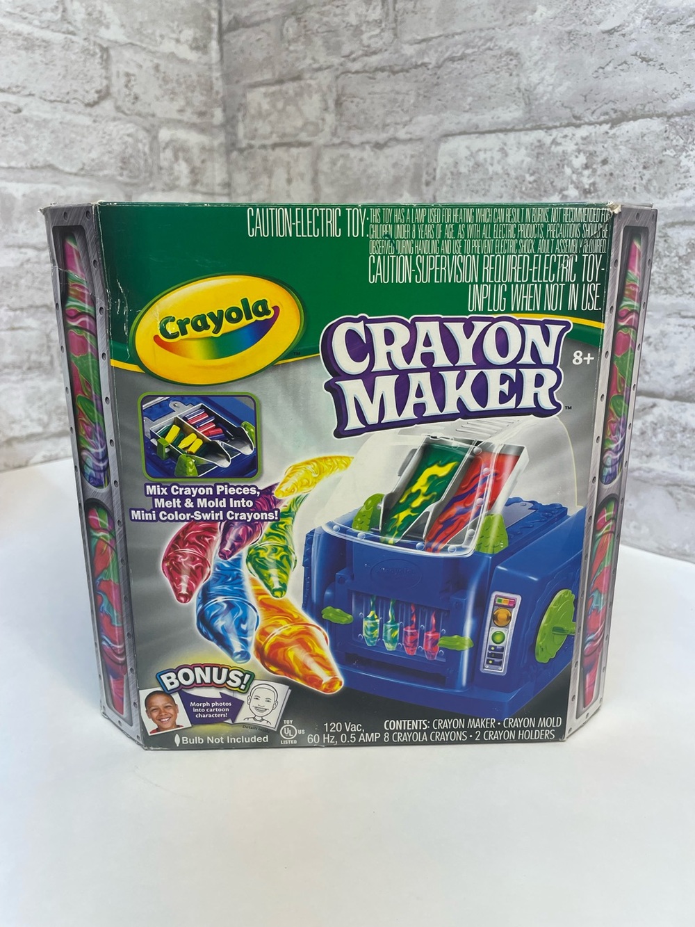 Crayola Crayon Maker DIY Color Swirl Mold Crayon Maker Machine New